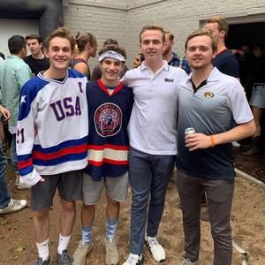 Meet your Posher, Gavin